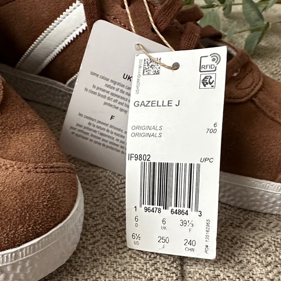Adidas Gazelle Brown and White Sneakers - Picture 2 of 4